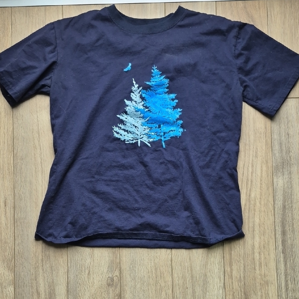 Chicyea Navy Blue Graphic T in Men's Medium